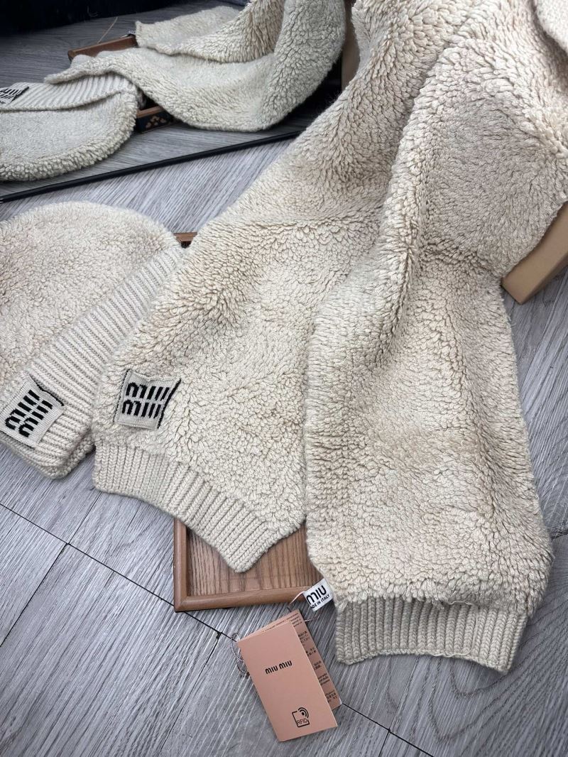 Miu Miu Caps Scarfs